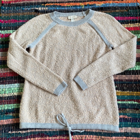LOFT Sweaters - LOFT Cream and Grey Knit Crewneck Sweater Size Small